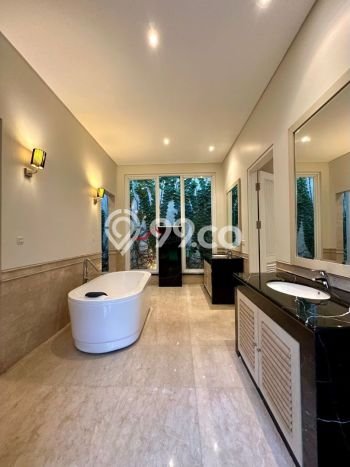 Rumah Luxury Modern Siap Huni di Cipete Jakarta Selatan Rumah Luxury Modern Siap Huni di Cipete Jakarta Selatan