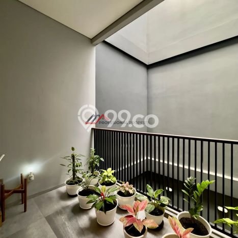For Sale! Luxury House LT 117m2 Desain Elegan di Ampera For Sale! Luxury House LT 117m2 Desain Elegan di Ampera
