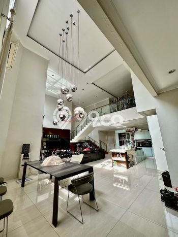 Rumah LT 506m² Lokasi Nyaman di Ampera, Jakarta Selatan Rumah LT 506m² Lokasi Nyaman di Ampera, Jakarta Selatan