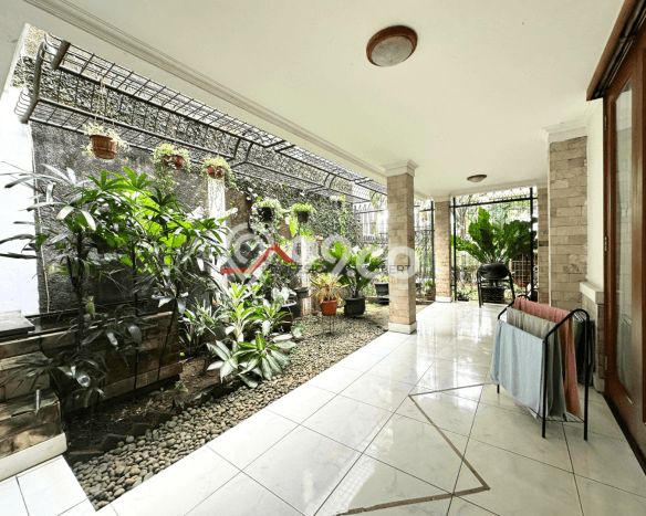 Jual Rumah Luas Megah Dengan View Cantik di Lebak Bulus, Jakarta Selatan Jual Rumah Luas Megah Dengan View Cantik di Lebak Bulus, Jakarta Selatan