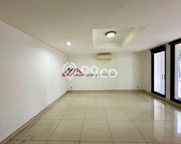 For Sale! Luxury House LT 901m2 Desain Modern di Lebak Bulus For Sale! Luxury House LT 901m2 Desain Modern di Lebak Bulus