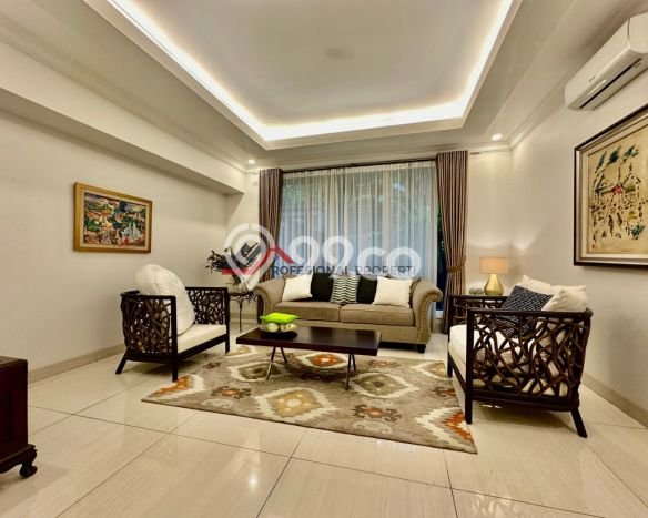 Ready to Use! Premium House LT 765m2 Desain Elegan di Kemang Ready to Use! Premium House LT 765m2 Desain Elegan di Kemang