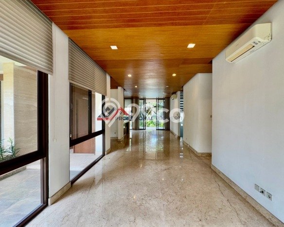 Rumah Luxury Modern Tanpa Renovasi di Ampera Jakarta Selatan Rumah Luxury Modern Tanpa Renovasi di Ampera Jakarta Selatan