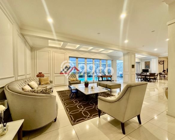 Ready to Use! Premium House LT 765m2 Desain Elegan di Kemang Ready to Use! Premium House LT 765m2 Desain Elegan di Kemang