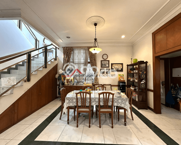 Jual Rumah Luas Megah Dengan View Cantik di Lebak Bulus, Jakarta Selatan Jual Rumah Luas Megah Dengan View Cantik di Lebak Bulus, Jakarta Selatan