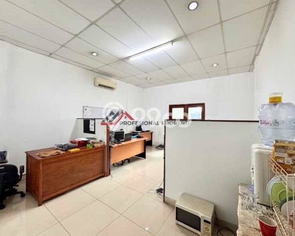 Ruko Dijual di Prime Area Jakarta Selatan Luas 294m2 Ruko Dijual di Prime Area Jakarta Selatan Luas 294m2