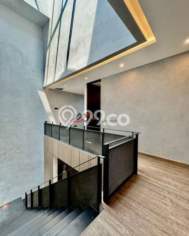 Dijual Rumah Luas Elegan Dengan View Eksklusif di Ampera, Jakarta Selatan Dijual Rumah Luas Elegan Dengan View Eksklusif di Ampera, Jakarta Selatan