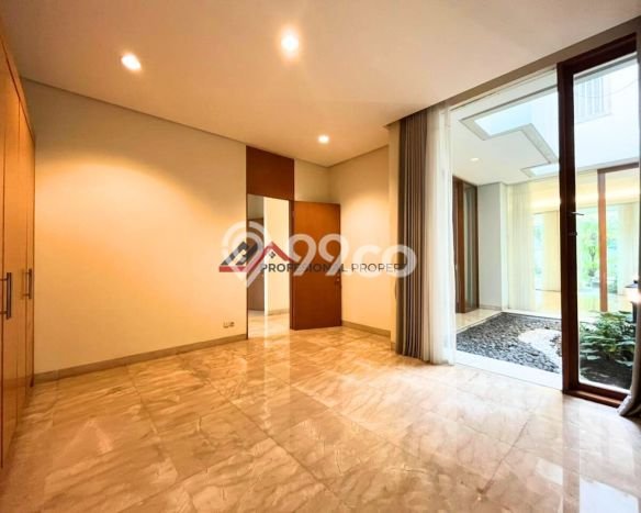 For Sale! Luxury House LT 674m2 Desain Modern di Kemang For Sale! Luxury House LT 674m2 Desain Modern di Kemang