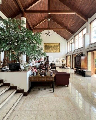 Rumah Elit Modern Siap Huni di Lebak Bulus Jakarta Selatan Rumah Elit Modern Siap Huni di Lebak Bulus Jakarta Selatan