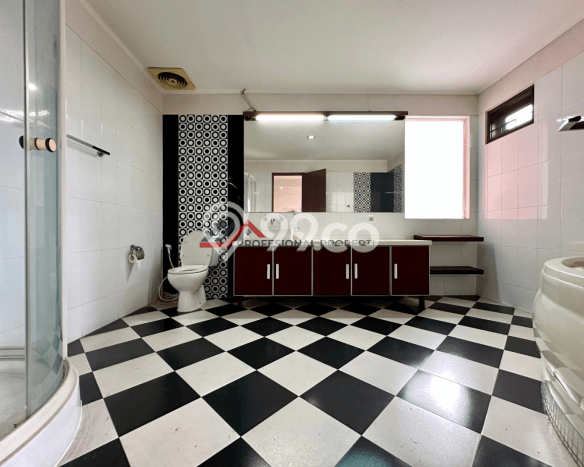 For Sale! Luxury House LT 901m2 Desain Elegan di Lebak Bulus For Sale! Luxury House LT 901m2 Desain Elegan di Lebak Bulus