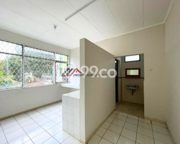 Unit Kantor Tersedia di Mampang Spesifikasi LB 700m2 Unit Kantor Tersedia di Mampang Spesifikasi LB 700m2