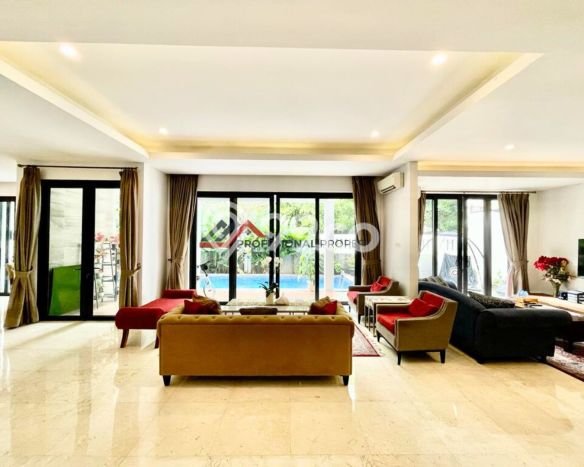 Rumah Elit LB 450m2 Siap Huni Desain Elegan di Kemang, Jakarta Selatan Rumah Elit LB 450m2 Siap Huni Desain Elegan di Kemang, Jakarta Selatan