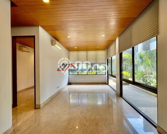 Rumah Luxury Modern Tanpa Renovasi di Ampera Jakarta Selatan Rumah Luxury Modern Tanpa Renovasi di Ampera Jakarta Selatan