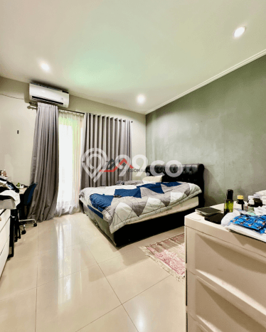 Jual Rumah Luas Megah Dengan View Cantik di Lebak Bulus, Jakarta Selatan Jual Rumah Luas Megah Dengan View Cantik di Lebak Bulus, Jakarta Selatan