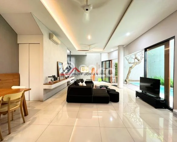 Rumah Minimalis LB/LT 450m2/230m2 Siap Huni di Cipete, Jakarta Selatan Rumah Minimalis LB/LT 450m2/230m2 Siap Huni di Cipete, Jakarta Selatan