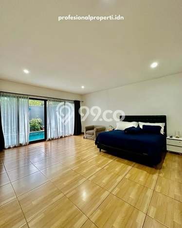 Hunian Mewah LB 560m2 Siap Huni Desain Elegan di Pejaten, Jakarta Selatan Hunian Mewah LB 560m2 Siap Huni Desain Elegan di Pejaten, Jakarta Selatan