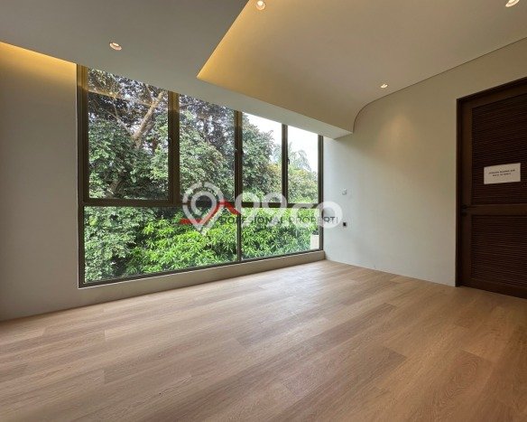 For Sale! Premium House LT 165m2 Desain Modern di Kemang For Sale! Premium House LT 165m2 Desain Modern di Kemang