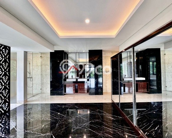 Hunian Elit LB 550m2 Siap Huni Desain Elegan di Kemang, Jakarta Selatan Hunian Elit LB 550m2 Siap Huni Desain Elegan di Kemang, Jakarta Selatan