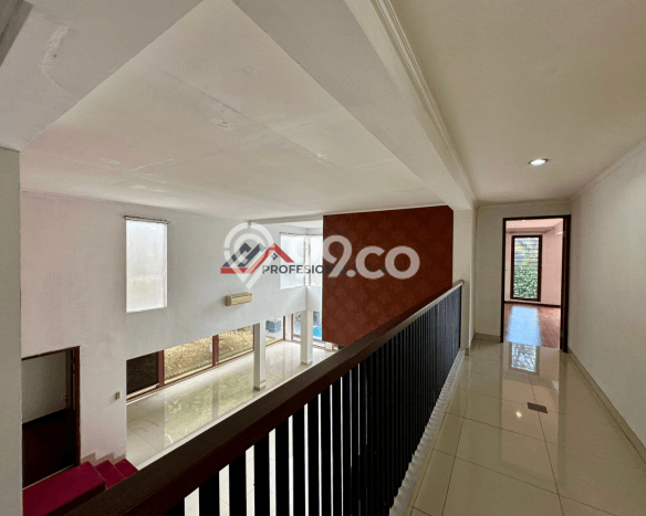 For Sale! Luxury House LT 901m2 Desain Elegan di Lebak Bulus For Sale! Luxury House LT 901m2 Desain Elegan di Lebak Bulus