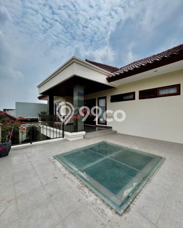 For Sale! Luxury House LT 400m2 Desain Modern di Pejaten For Sale! Luxury House LT 400m2 Desain Modern di Pejaten