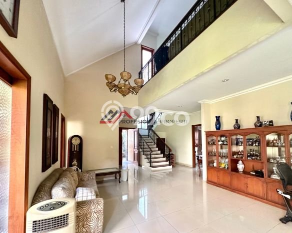 Siap Huni Hunian Elit 4 Kamar di Cilandak Dekat ke Mana Pun Siap Huni Hunian Elit 4 Kamar di Cilandak Dekat ke Mana Pun