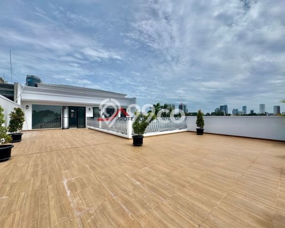 Dijual Rumah Elit Exclusive di Cilandak, Jakarta Selatan Dijual Rumah Elit Exclusive di Cilandak, Jakarta Selatan