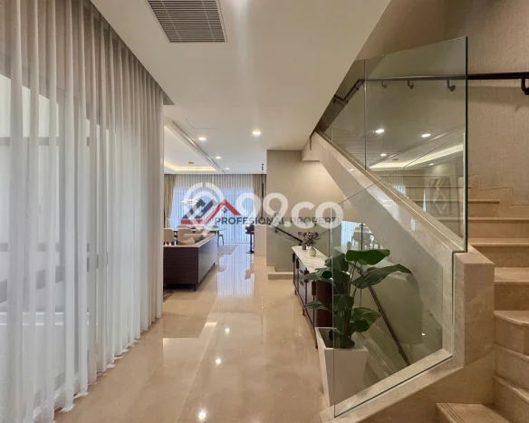 Rumah Mewah LB 298m2 Siap Huni Desain Elegan di Pondok Indah, Jakarta Selatan Rumah Mewah LB 298m2 Siap Huni Desain Elegan di Pondok Indah, Jakarta Selatan