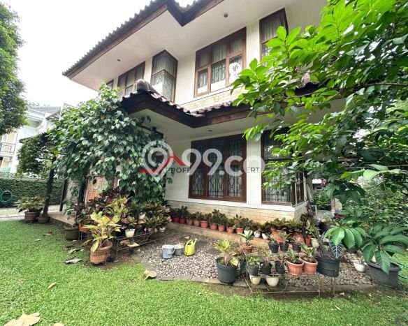 Rumah Elit Modern Tanpa Renovasi di Lebak Bulus Jakarta Selatan Rumah Elit Modern Tanpa Renovasi di Lebak Bulus Jakarta Selatan