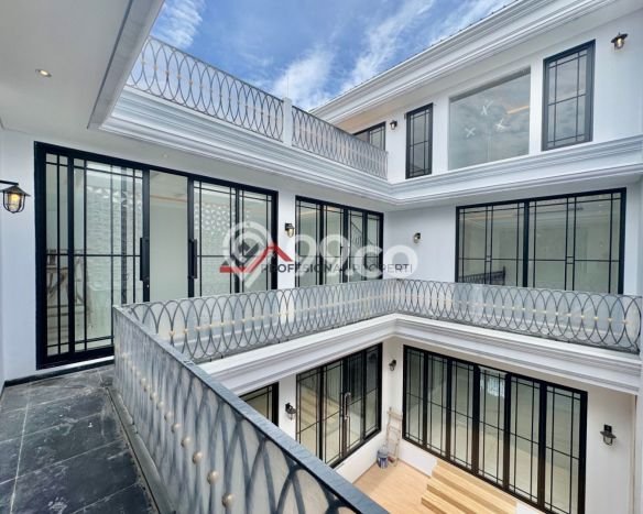 Dijual Rumah Elit Exclusive di Cilandak, Jakarta Selatan Dijual Rumah Elit Exclusive di Cilandak, Jakarta Selatan