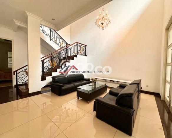 Dijual Rumah Premium dengan Fasilitas Sekitar Lengkap di Cilandak, Jakarta Selatan Dijual Rumah Premium dengan Fasilitas Sekitar Lengkap di Cilandak, Jakarta Selatan