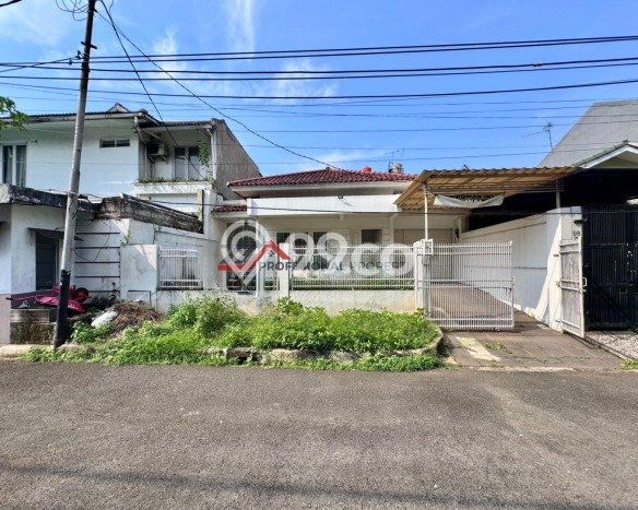 Rumah Mewah LB 180m2 Siap Pakai Desain Elegan di Pondok Indah, Jakarta Selatan Rumah Mewah LB 180m2 Siap Pakai Desain Elegan di Pondok Indah, Jakarta Selatan
