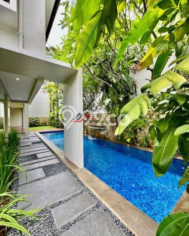 Rumah Mewah LB 475m2 Siap Huni Desain Elegan di Cipete, Jakarta Selatan Rumah Mewah LB 475m2 Siap Huni Desain Elegan di Cipete, Jakarta Selatan
