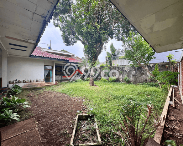 Ready to Use! Premium House LT 987m2 Desain Modern di Kemang Ready to Use! Premium House LT 987m2 Desain Modern di Kemang