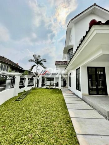 Jual Rumah Luas Megah Dengan View Eksklusif di Lebak Bulus, Jakarta Selatan Jual Rumah Luas Megah Dengan View Eksklusif di Lebak Bulus, Jakarta Selatan