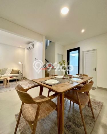 Rumah 3 KT 3 KM di Area Cilandak, Jakarta Selatan Rumah 3 KT 3 KM di Area Cilandak, Jakarta Selatan