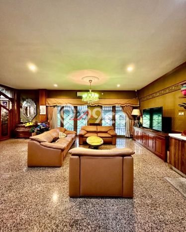 Rumah Elit Modern Siap Huni di Lebak Bulus Jakarta Selatan Rumah Elit Modern Siap Huni di Lebak Bulus Jakarta Selatan