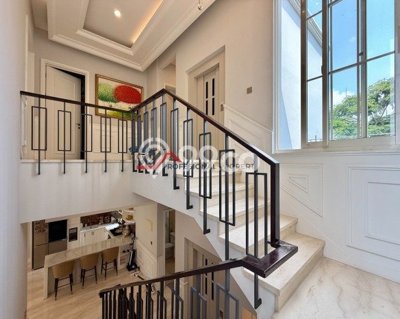 Hunian Mewah LB 378m2 Siap Huni Desain Elegan di Lebak Bulus, Jakarta Selatan Hunian Mewah LB 378m2 Siap Huni Desain Elegan di Lebak Bulus, Jakarta Selatan