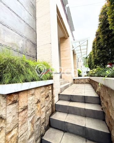 Dijual Rumah Premium dengan Fasilitas Sekitar Lengkap di Jagakarsa, Jakarta Selatan Dijual Rumah Premium dengan Fasilitas Sekitar Lengkap di Jagakarsa, Jakarta Selatan