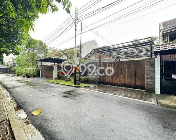 Dijual Rumah Premium dengan Fasilitas Sekitar Komplit di Kebayoran Baru, Jakarta Selatan Dijual Rumah Premium dengan Fasilitas Sekitar Komplit di Kebayoran Baru, Jakarta Selatan