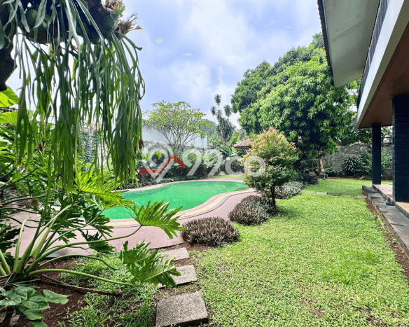 Dijual Rumah Luas Megah Dengan View Cantik di Kemang, Jakarta Selatan Dijual Rumah Luas Megah Dengan View Cantik di Kemang, Jakarta Selatan
