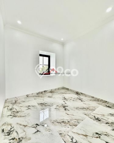 Dijual Rumah Mewah Elegan Dengan View Eksklusif di Pejaten, Jakarta Selatan Dijual Rumah Mewah Elegan Dengan View Eksklusif di Pejaten, Jakarta Selatan