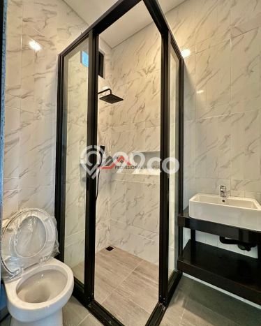 Hunian Mewah LB 330m2 Siap Huni Desain Elegan di Ampera, Jakarta Selatan Hunian Mewah LB 330m2 Siap Huni Desain Elegan di Ampera, Jakarta Selatan