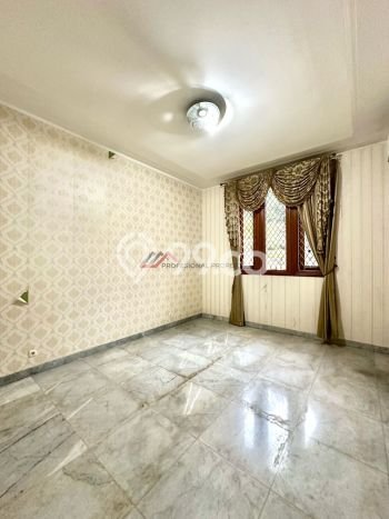 Dijual Rumah Mewah Elegan Dengan View Cantik di Lebak Bulus, Jakarta Selatan Dijual Rumah Mewah Elegan Dengan View Cantik di Lebak Bulus, Jakarta Selatan