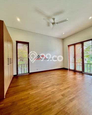 Rumah Mewah LB 475m2 Siap Huni Desain Elegan di Cipete, Jakarta Selatan Rumah Mewah LB 475m2 Siap Huni Desain Elegan di Cipete, Jakarta Selatan