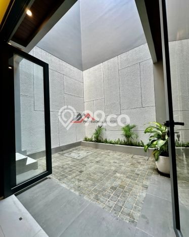 Dijual Rumah Mewah Elegan Dengan View Cantik di Pondok Indah, Jakarta Selatan Dijual Rumah Mewah Elegan Dengan View Cantik di Pondok Indah, Jakarta Selatan