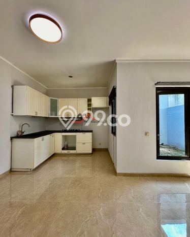 Properti Mewah 3 Kamar Tidur Dekat Pusat Kota di Ciracas, Jakarta Timur Properti Mewah 3 Kamar Tidur Dekat Pusat Kota di Ciracas, Jakarta Timur