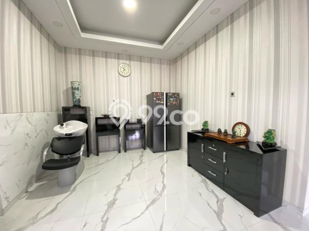 For Sale Rumah Elit Exclusive di Wiyung, Surabaya For Sale Rumah Elit Exclusive di Wiyung, Surabaya
