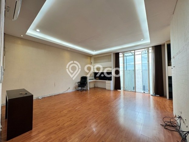 Ready to Use! Luxury House LT 162m2 Desain Modern di Surabaya Kota Ready to Use! Luxury House LT 162m2 Desain Modern di Surabaya Kota