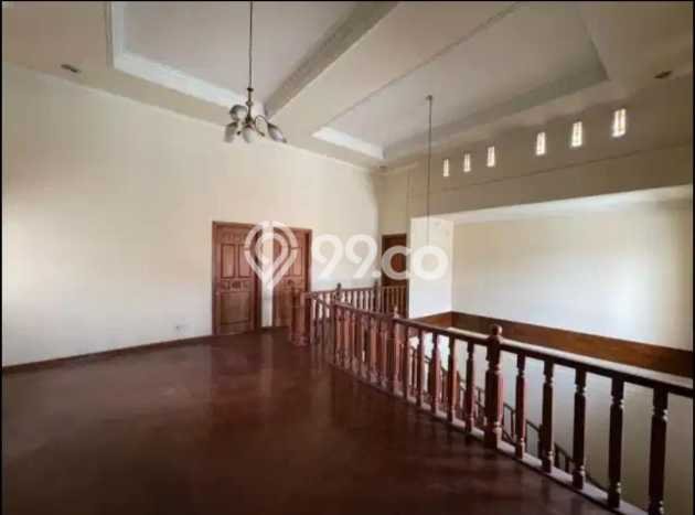Dijual Rumah Premium dengan Fasilitas Sekitar Lengkap di Rungkut, Surabaya Dijual Rumah Premium dengan Fasilitas Sekitar Lengkap di Rungkut, Surabaya