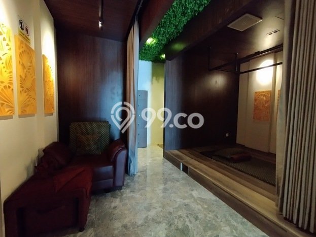 Ruko Dijual di Surabaya LT 60m2 & LB 180m2 Lokasi Terbaik! Ruko Dijual di Surabaya LT 60m2 & LB 180m2 Lokasi Terbaik!